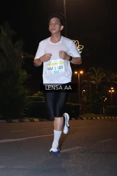Runner Photo 3356790