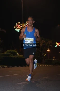 Runner Photo 3356815