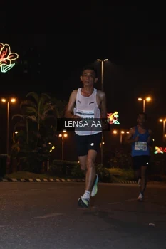 Runner Photo 3356817