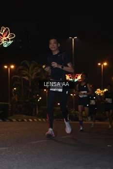 Runner Photo 3356827