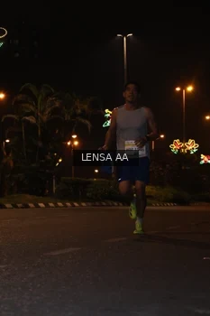 Runner Photo 3356910