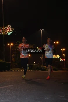 Runner Photo 3356919