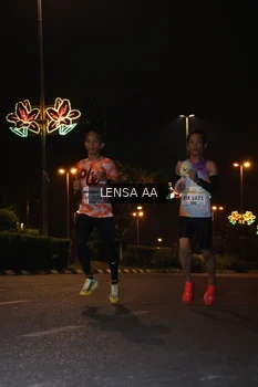 Runner Photo 3356924