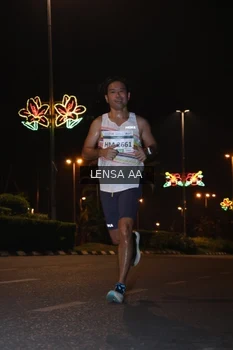 Runner Photo 3356943