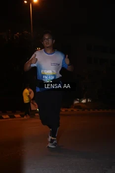 Runner Photo 3357355