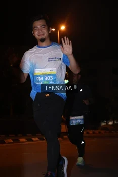 Runner Photo 3357381