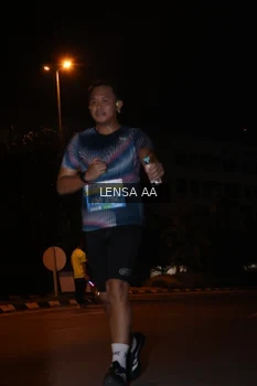 Runner Photo 3357510