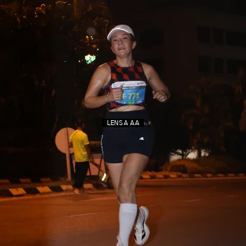 Runner Photo 3357599