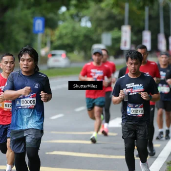 Runner Photo 33608