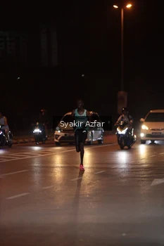 Runner Photo 3360898