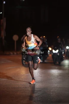 Runner Photo 3360966