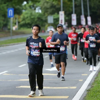 Runner Photo 33630
