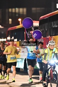 Runner Photo 3363073