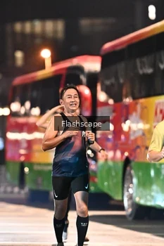 Runner Photo 3363112