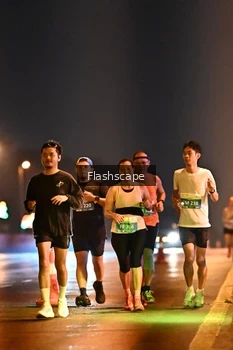 Runner Photo 3363167