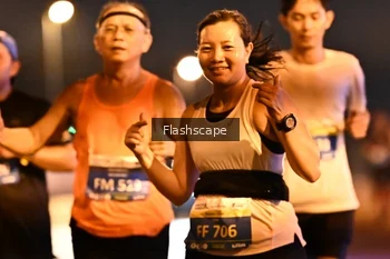 Runner Photo 3363175