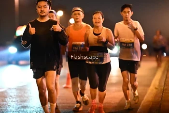 Runner Photo 3363178