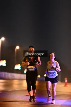 Runner Photo 3363180