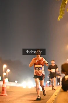 Runner Photo 3363240