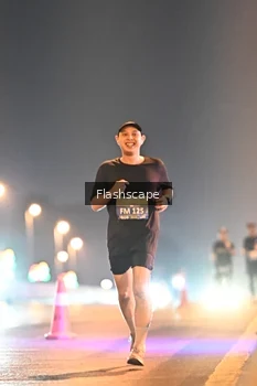 Runner Photo 3363245