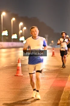 Runner Photo 3363269