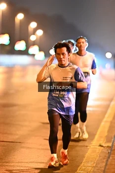 Runner Photo 3363306
