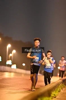 Runner Photo 3363326