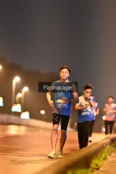 Runner Photo 3363331