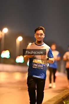 Runner Photo 3363335