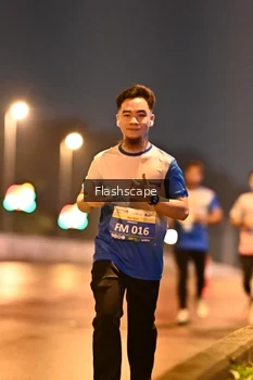 Runner Photo 3363337
