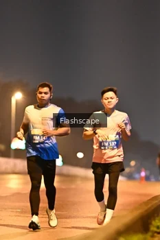 Runner Photo 3363346