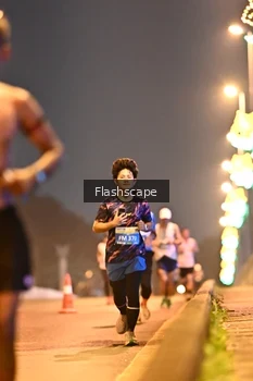 Runner Photo 3363395