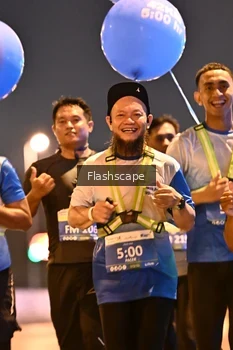 Runner Photo 3363403