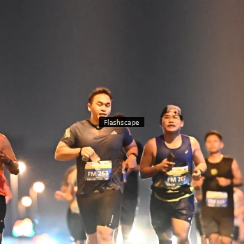 Runner Photo 3363505