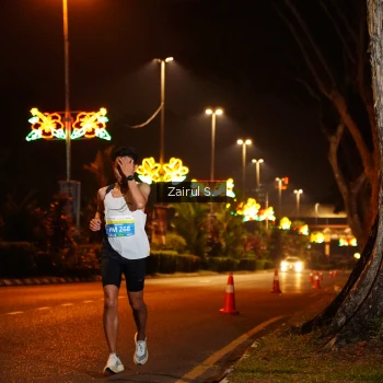 Runner Photo 3363997