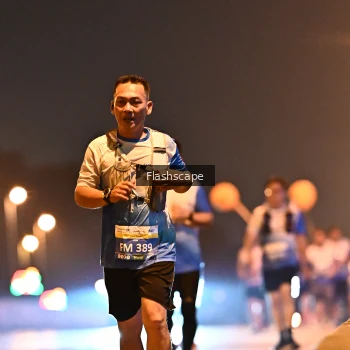 Runner Photo 3364980