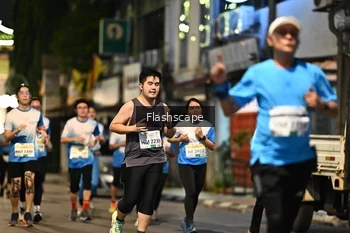 Runner Photo 3368309