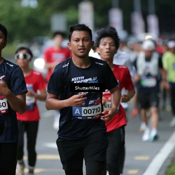Runner Photo 33694