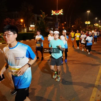 Runner Photo 3369702