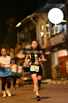 Runner Photo 3371093