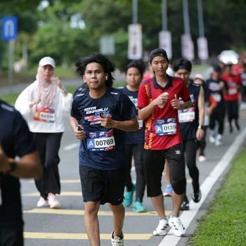 Runner Photo 33737