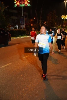 Runner Photo 3375003