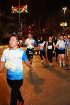 Runner Photo 3375022