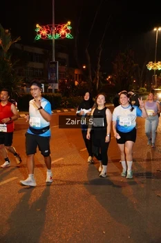 Runner Photo 3375055