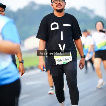 Runner Photo 3377411