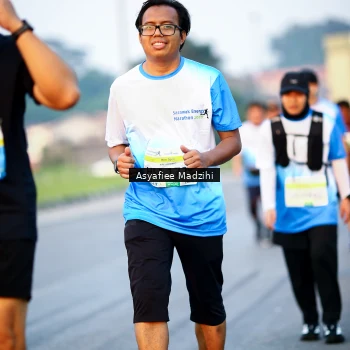 Runner Photo 3379957