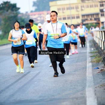 Runner Photo 3379987