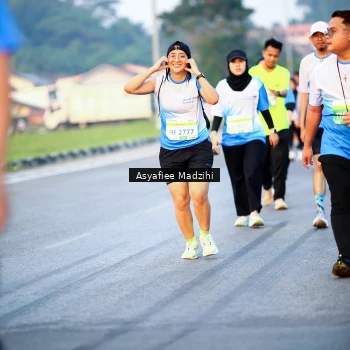 Runner Photo 3380009