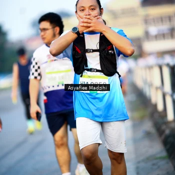 Runner Photo 3380253