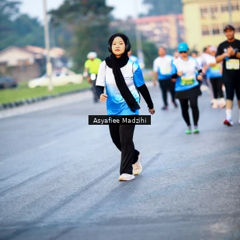 Runner Photo 3380384